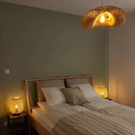 Laza Napok - 2 Apartment *
